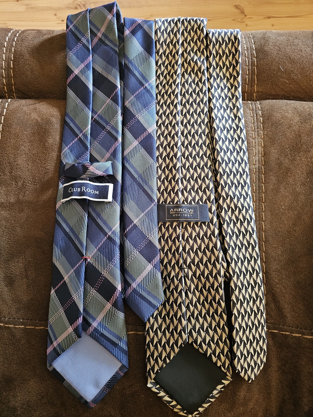 Men’s Necktie Bundle Lot of 2 - Club Room & Arrow Plaid & Geometric